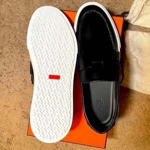 Hermes | Shoes | Beand New Hermes Sleek Black Leather Slipon  display picture 2